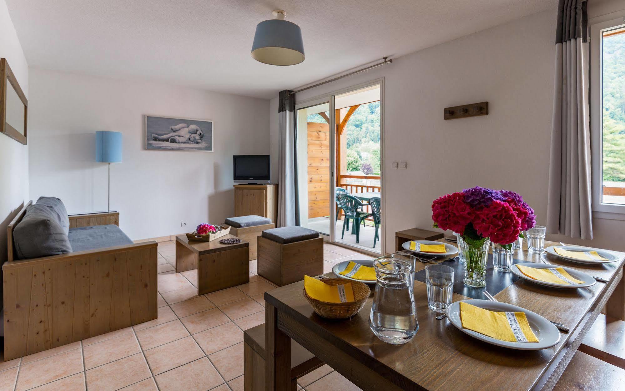 Lagrange Vacances Le Belvedere Saint-Mamet Luaran gambar