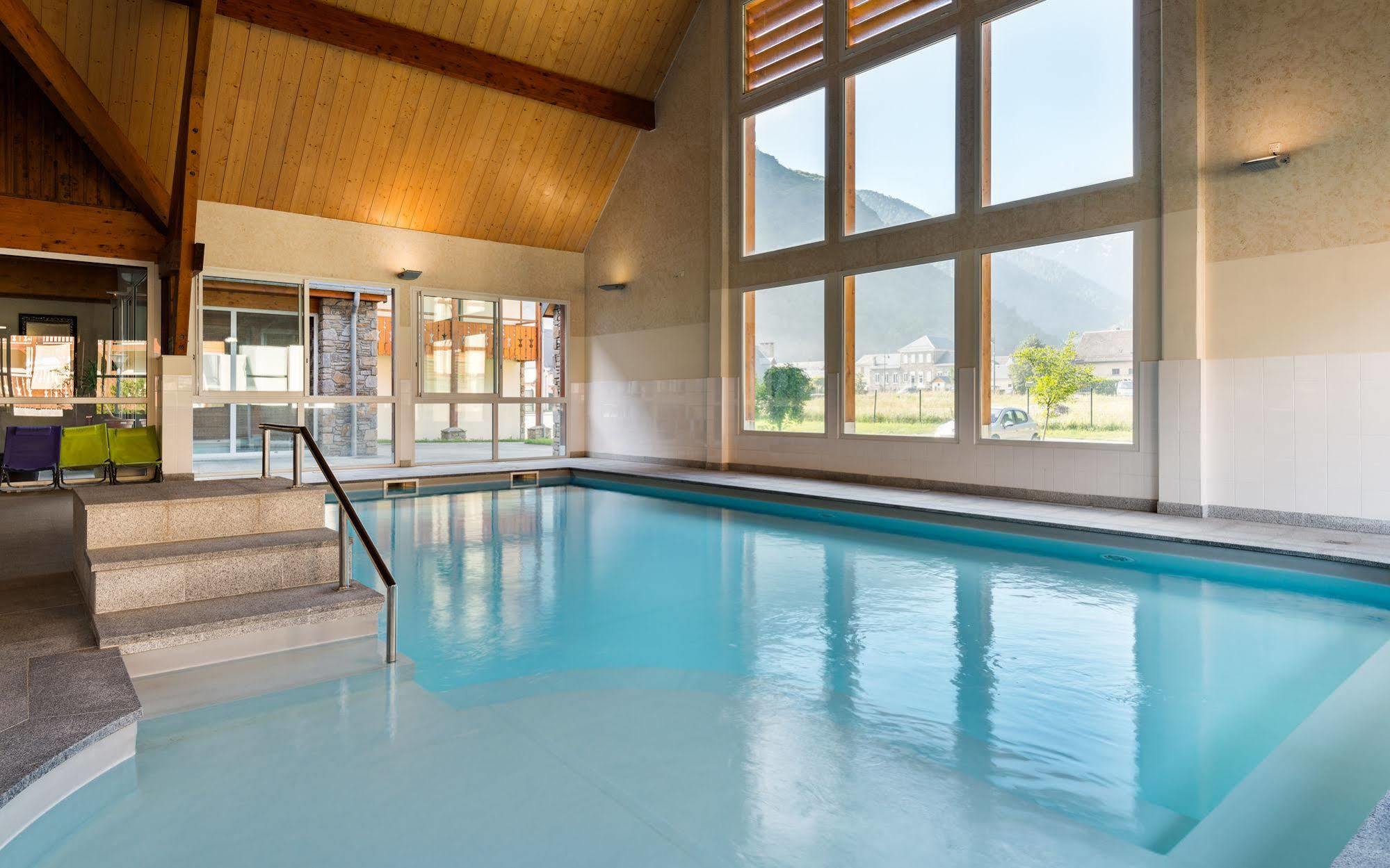 Lagrange Vacances Le Belvedere Saint-Mamet Luaran gambar